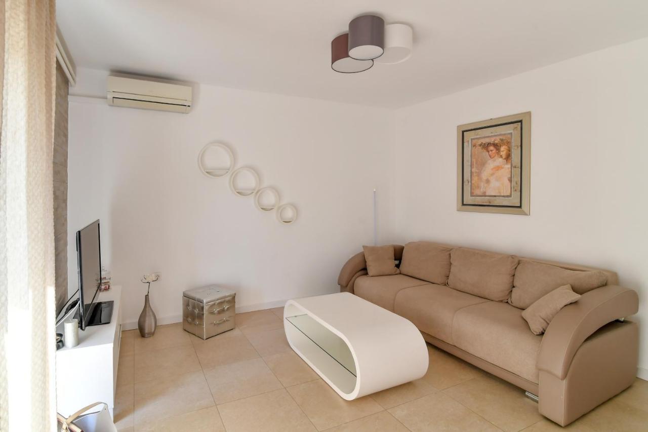 Apartment Amelie โอปาติยา ภายนอก รูปภาพ